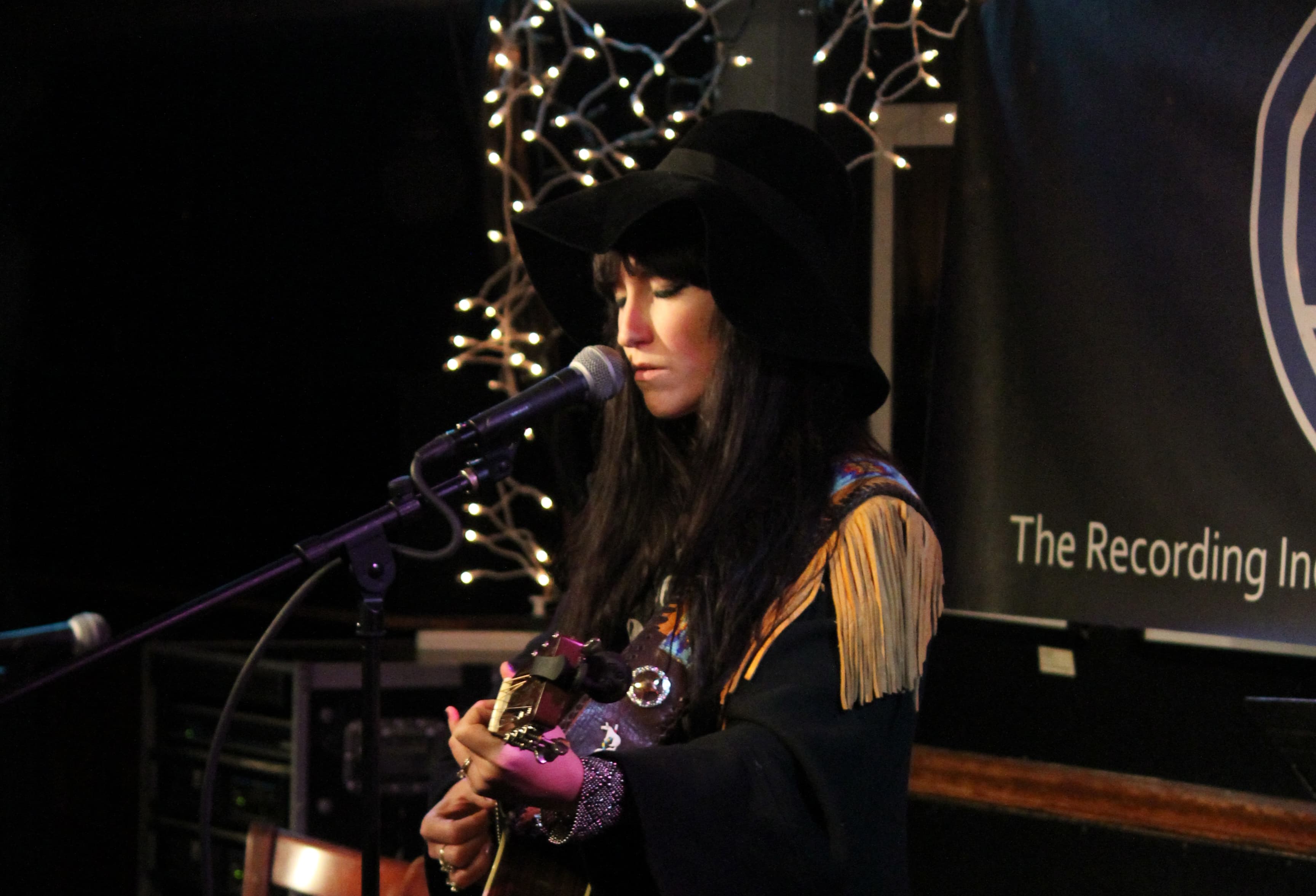 MUSIC VENUE