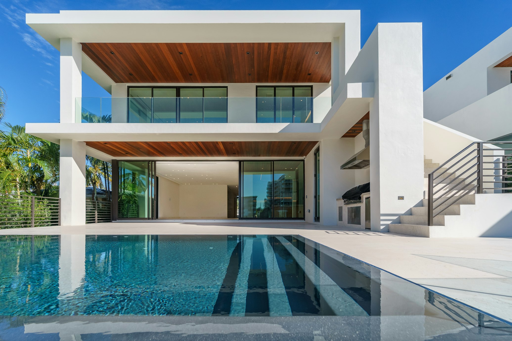 Green Hills Lifestyle Upscale Living